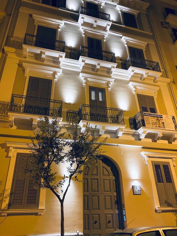Satyria Apartments Taranto Dış mekan fotoğraf